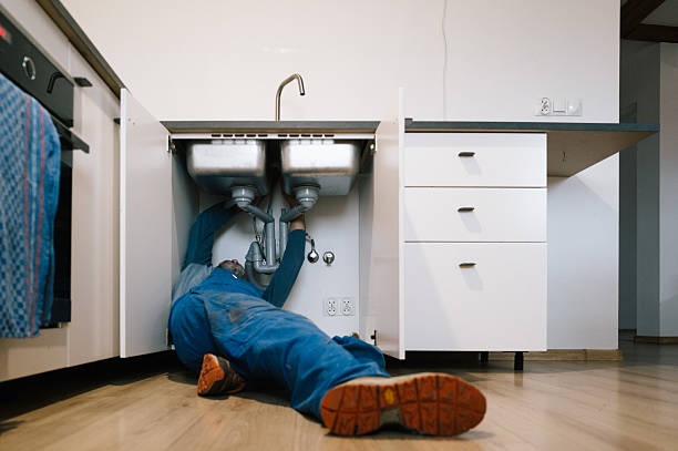 Professional Plumbing technician working in Reno, OH